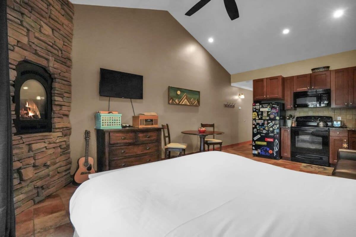 Intimate Mtn Studio, Walk To Main St Park City Luaran gambar